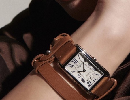 精准时光守护:浪琴手表走走停停的智能解决方案(图) 精准时光守护:浪琴手表走走停停的智能解决方案(图)