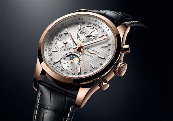 浪琴手表表蒙有划痕处理方法详解(图) 浪琴手表表蒙有划痕处理方法详解(图)