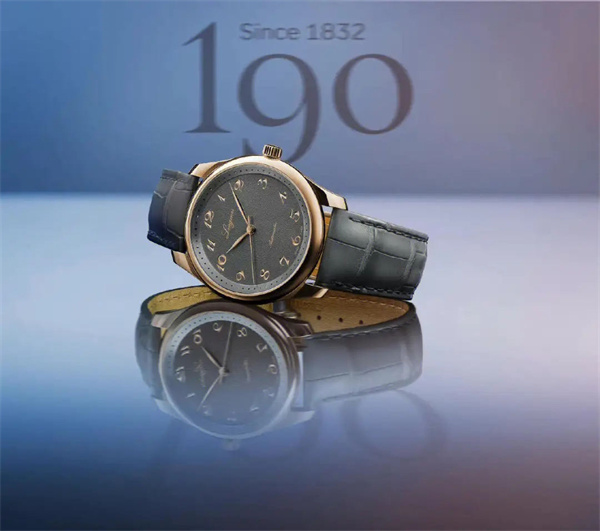 浪琴手表表带太紧怎么修复(图) 浪琴手表表带太紧怎么修复(图)