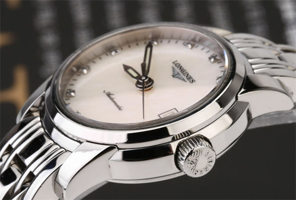 浪琴表蒙怎么拿下来(图) 浪琴表蒙怎么拿下来(图)