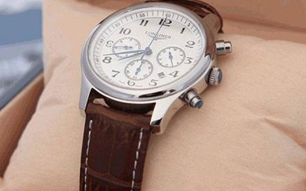 浪琴腕表表带掉色处理办法深度解析(图) 浪琴腕表表带掉色处理办法深度解析(图)